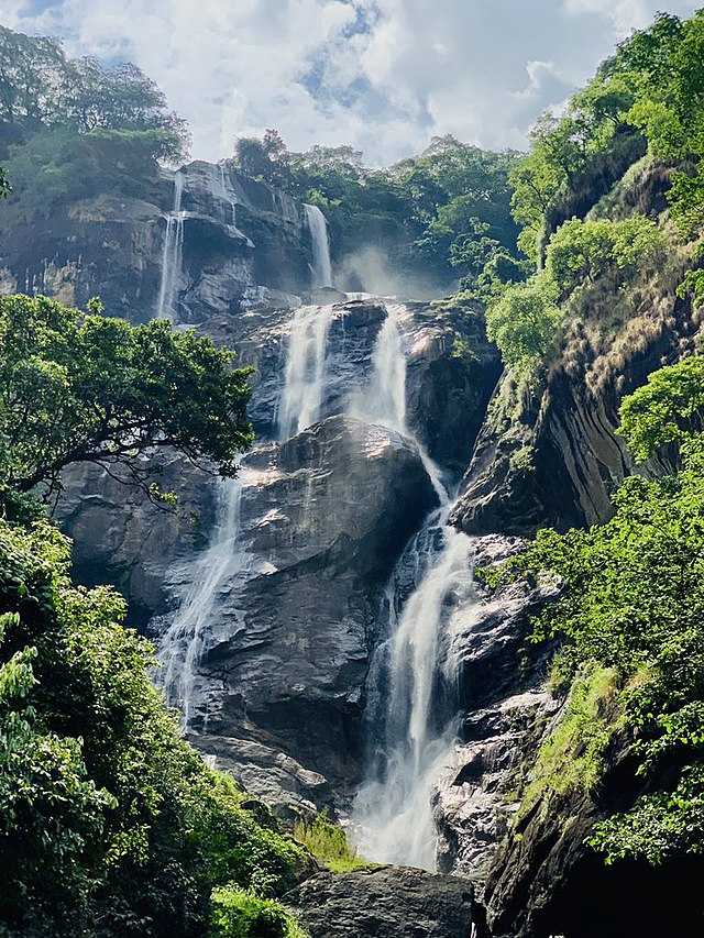 Sanje waterfall